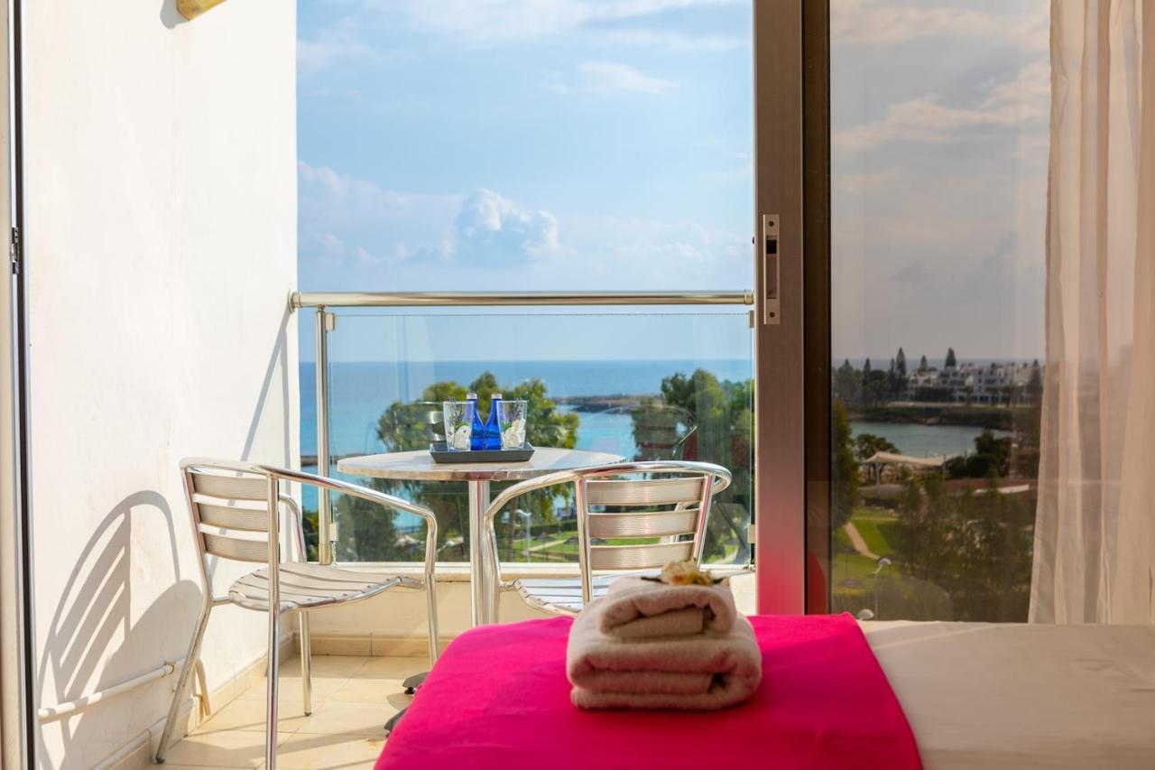 Eternity Apartment โปรทาราส ภายนอก รูปภาพ