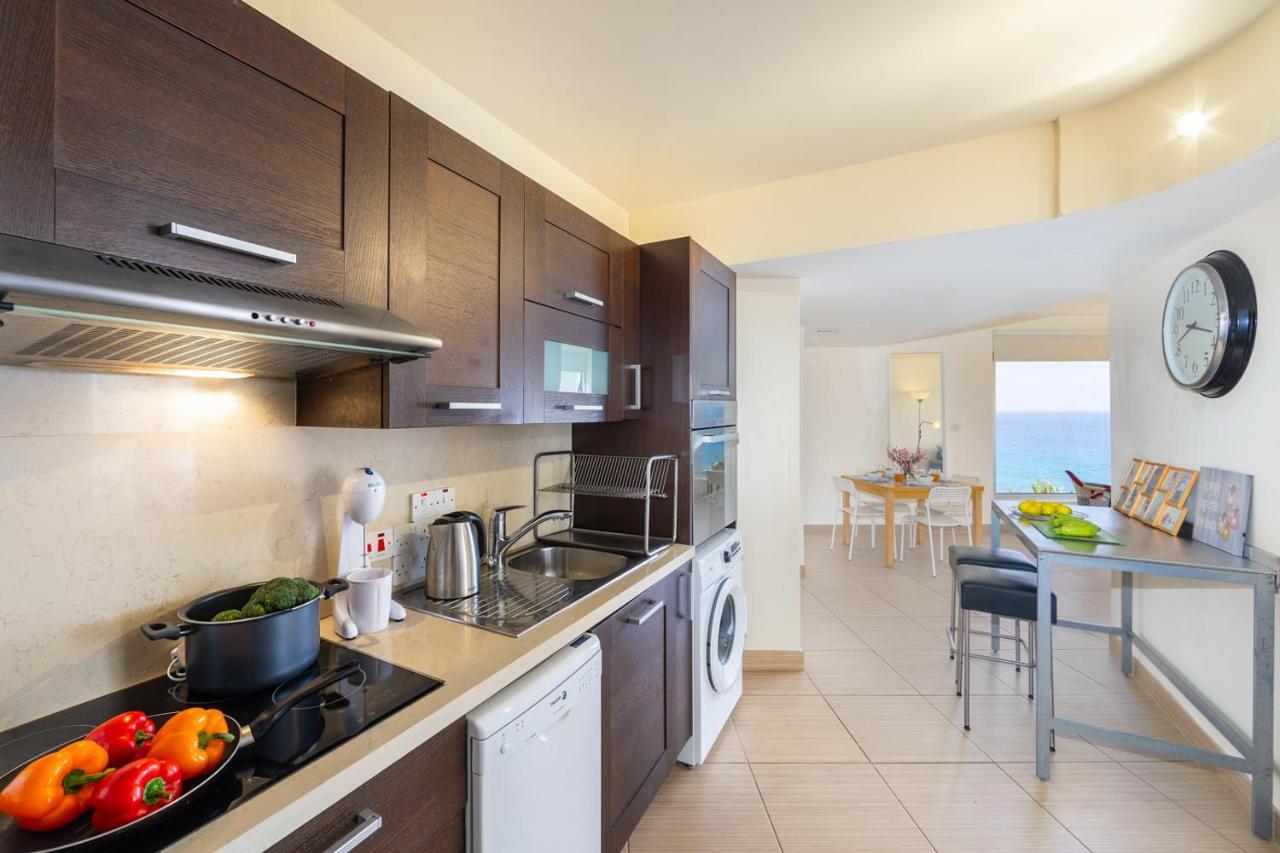Eternity Apartment โปรทาราส ภายนอก รูปภาพ